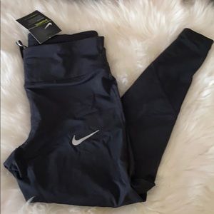 Nike 7/8th Running Tights new with tags.